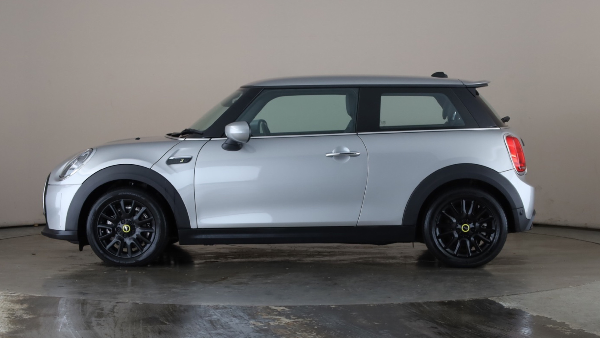 4020836 135kW Cooper S Level 2 33kWh 3dr Auto