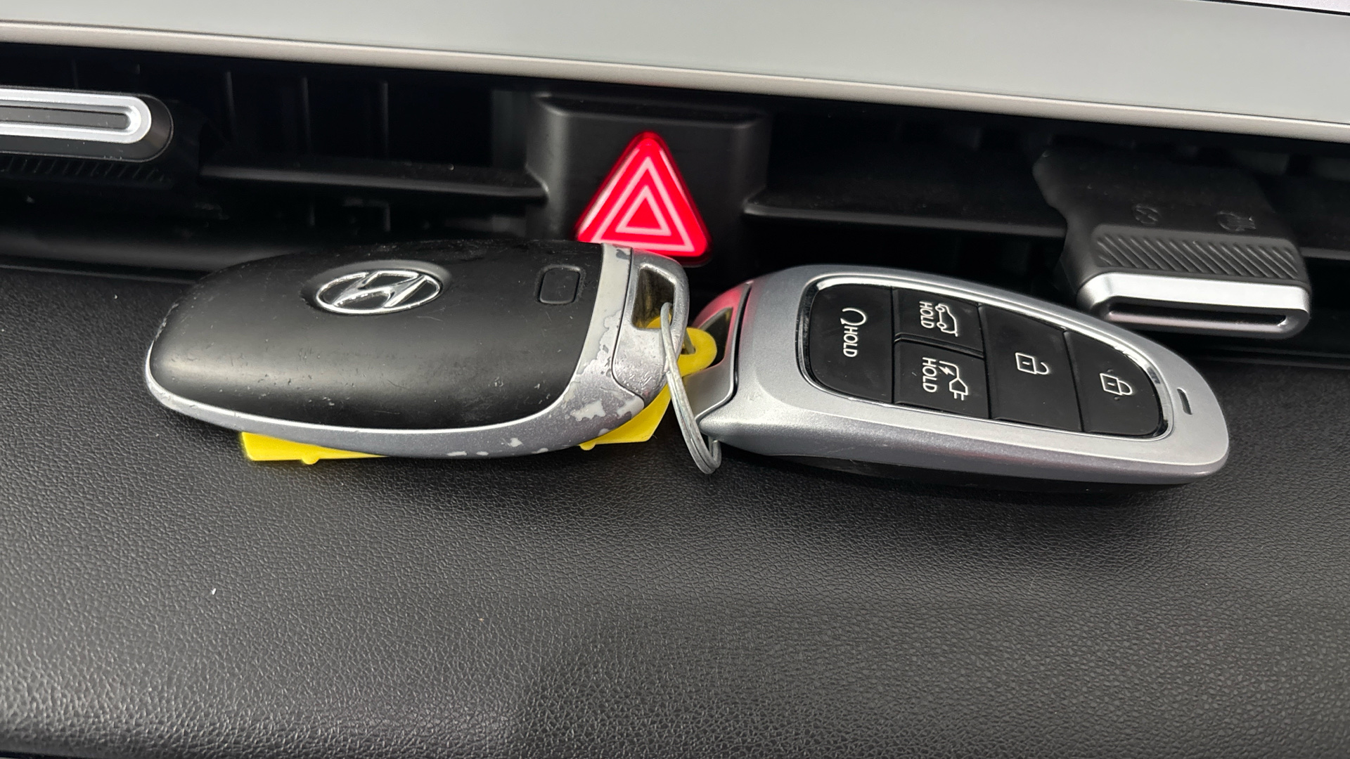 4027764 239kW Ultimate 77 kWh 5dr AWD Auto