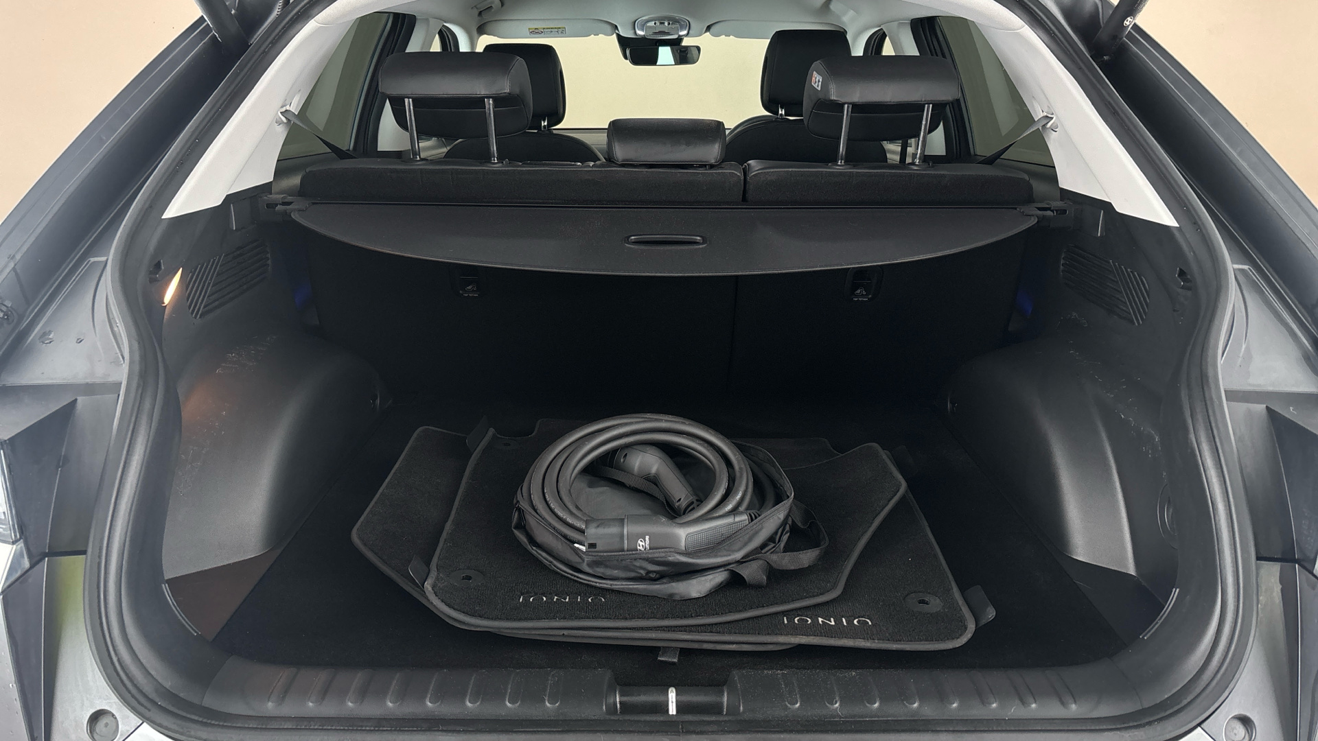 4027764 239kW Ultimate 77 kWh 5dr AWD Auto