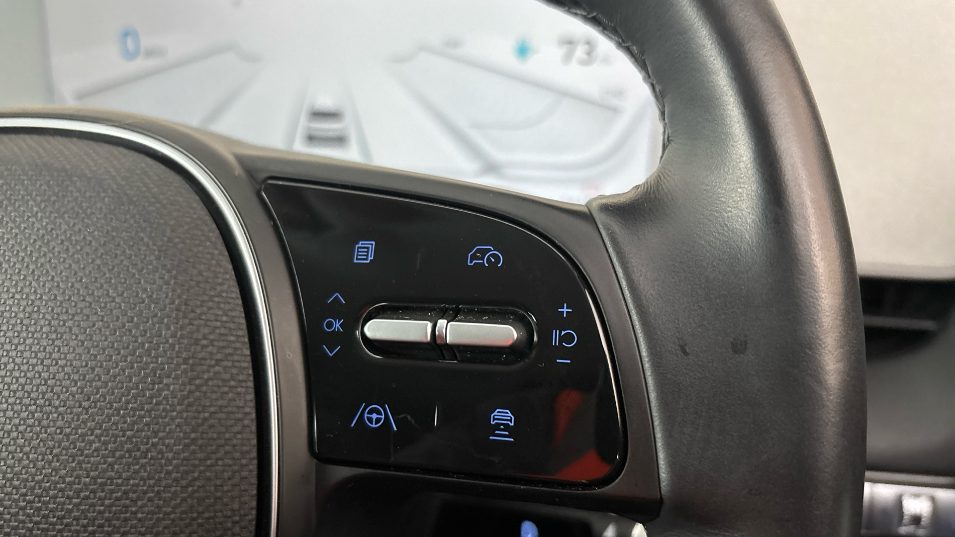 4027764 239kW Ultimate 77 kWh 5dr AWD Auto