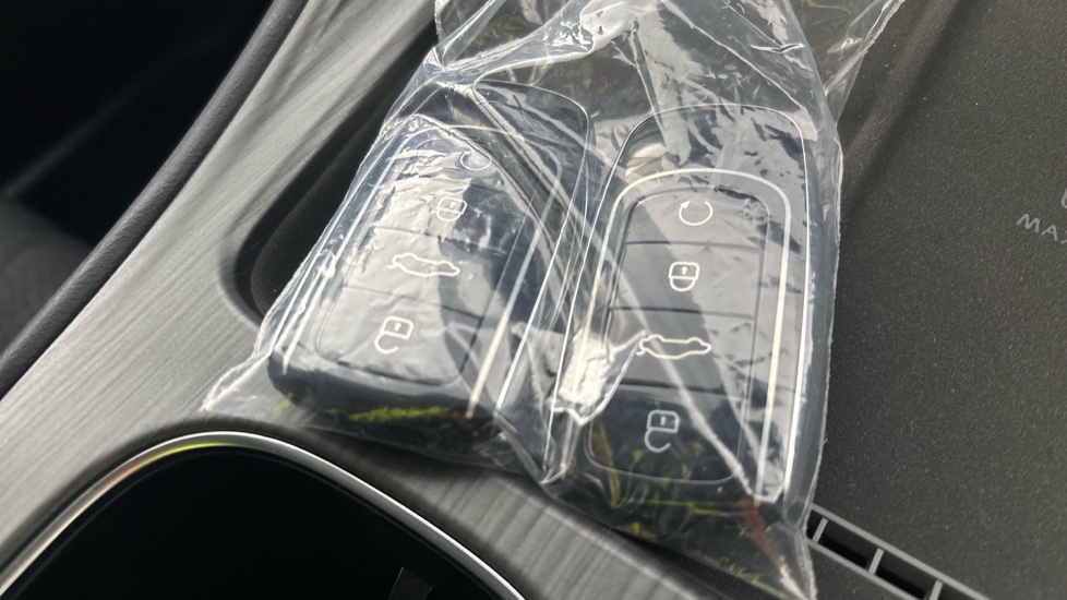 CHERY TIGGO 8 2 keys