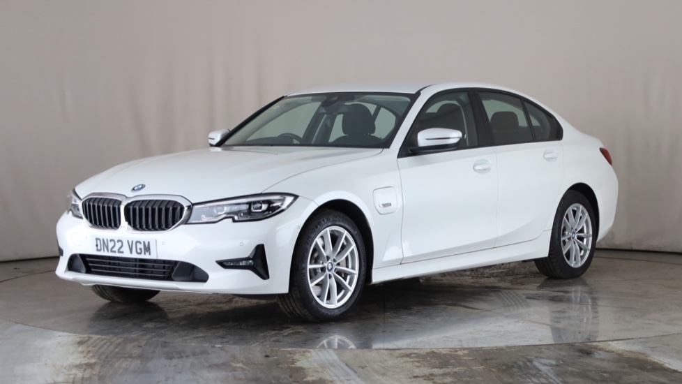 BMW 3 SERIES 330e SE Pro 4dr Step Auto