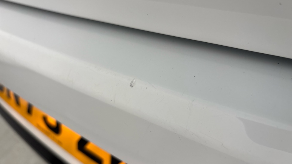 MG ZS Chips and scratches