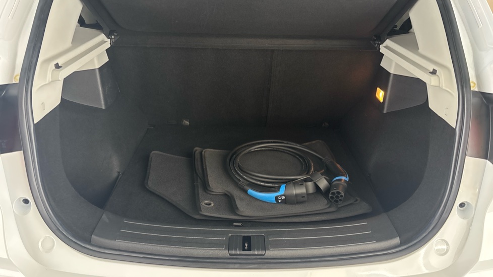 MG ZS Image 15