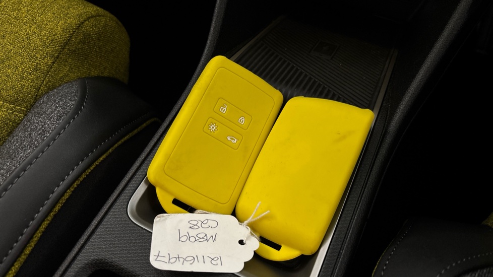 RENAULT 5 2 keys available