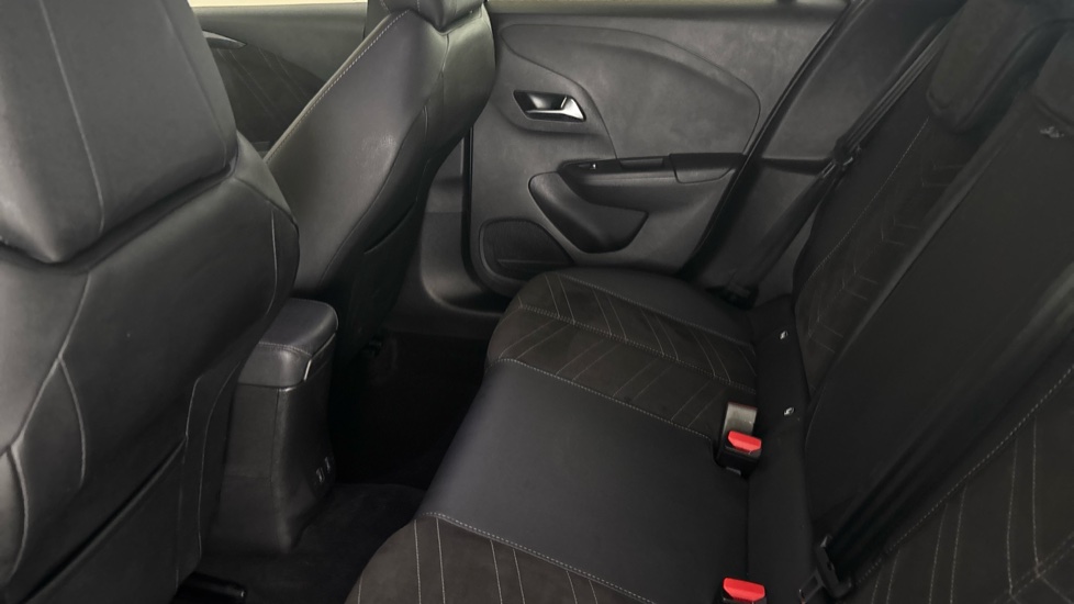 VAUXHALL CORSA Image 14