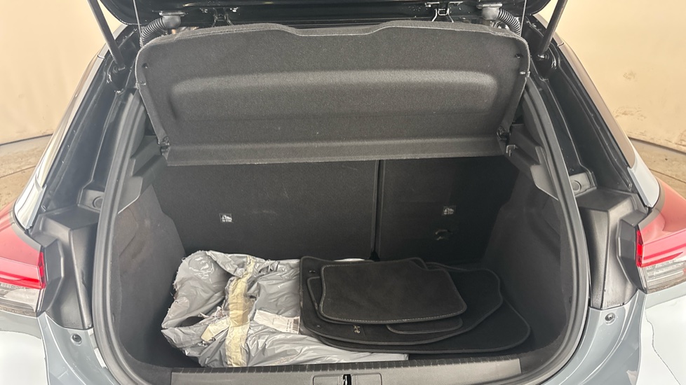 VAUXHALL CORSA Image 15