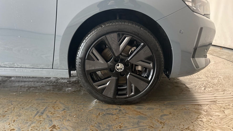 VAUXHALL CORSA Image 20