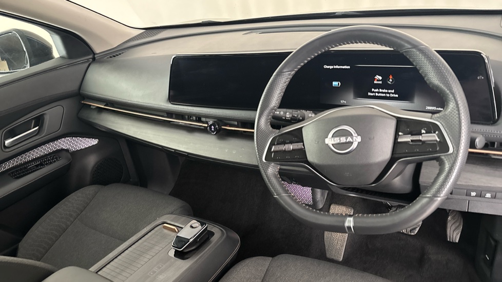 NISSAN ARIYA Image 9