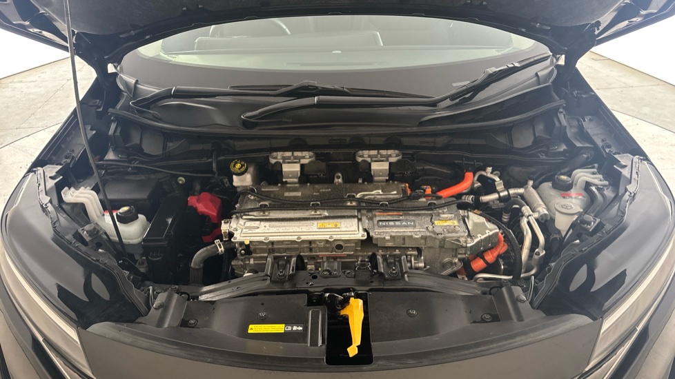 NISSAN ARIYA Image 16