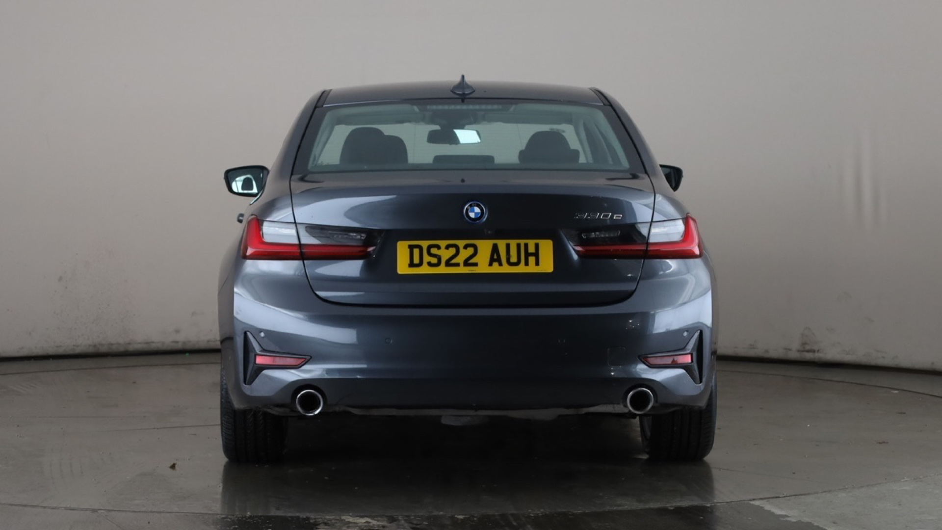 4020839 330e SE Pro 4dr Step Auto