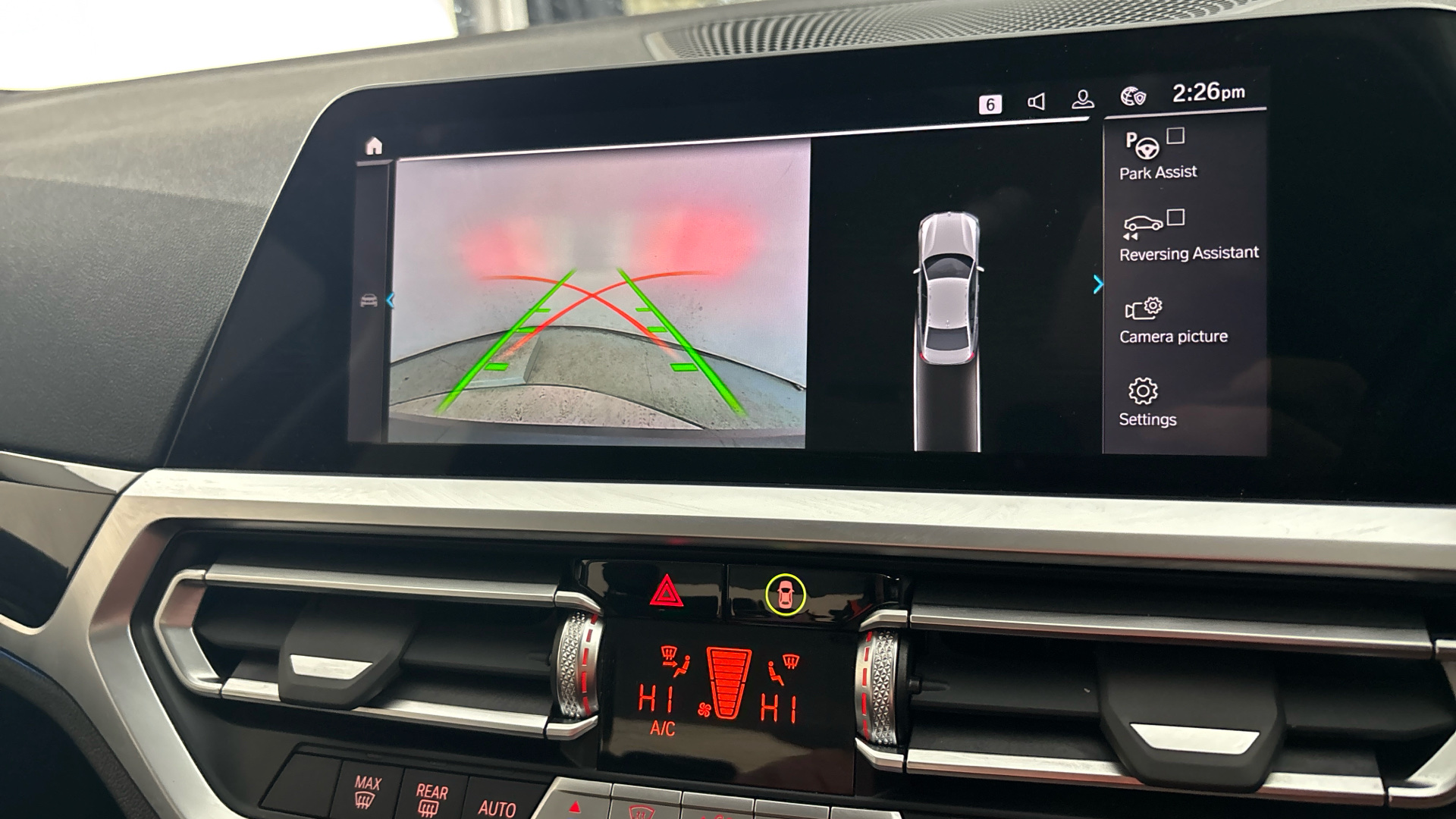 4020839 330e SE Pro 4dr Step Auto