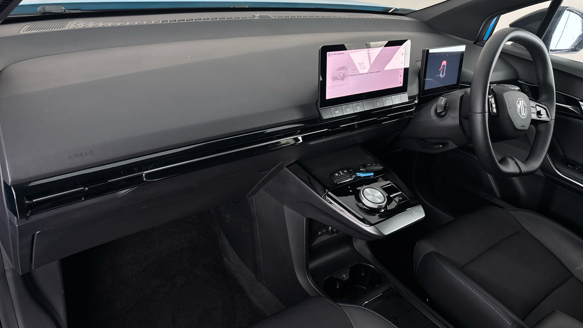 4027554 150kW Trophy EV Long Range 64kWh 5dr Auto