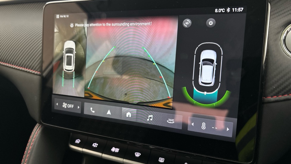 MG ZS reverse camera