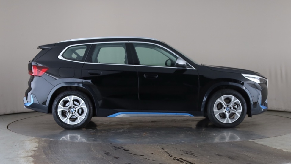 BMW iX1 ELECTRIC ESTATE 230kW xDrive30 xLine 65kWh 5dr Auto