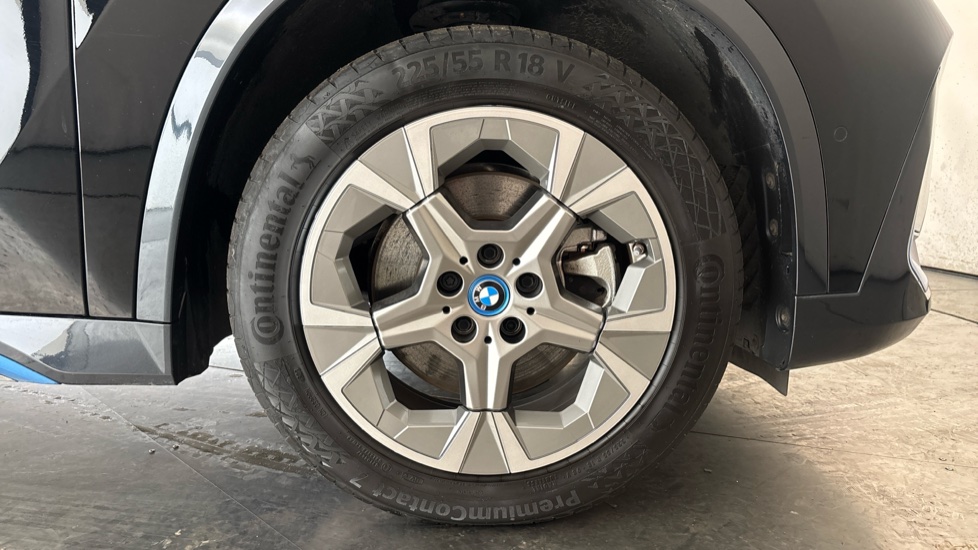 BMW iX1 ELECTRIC ESTATE 230kW xDrive30 xLine 65kWh 5dr Auto