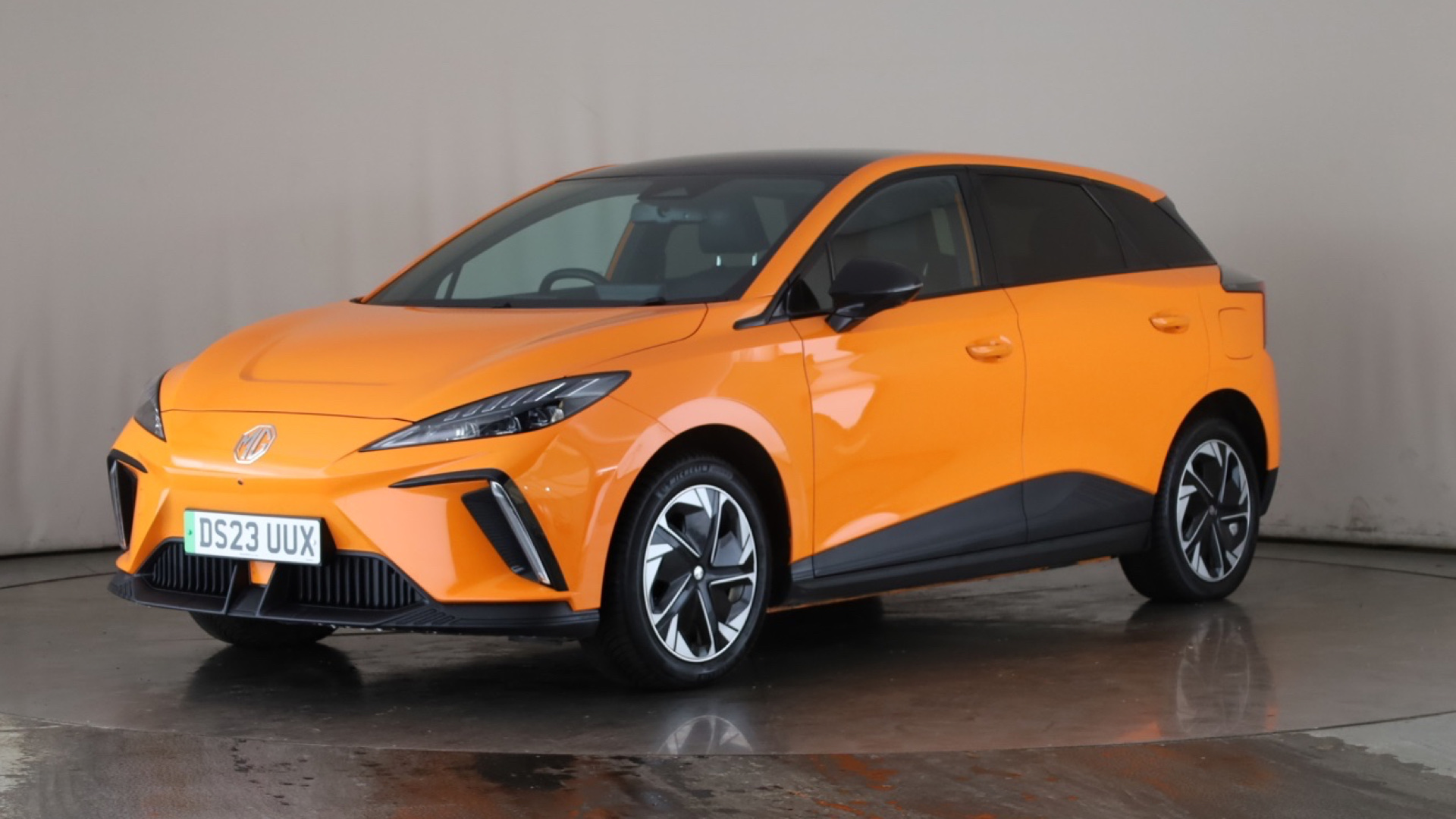 150kW Trophy EV Long Range 64kWh 5dr Auto