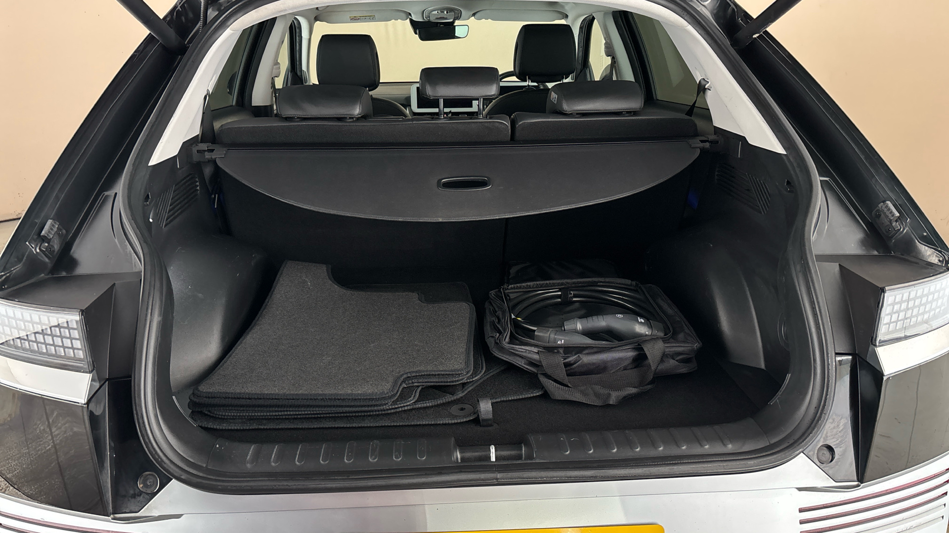 4057858 125kW Ultimate 58 kWh 5dr Auto