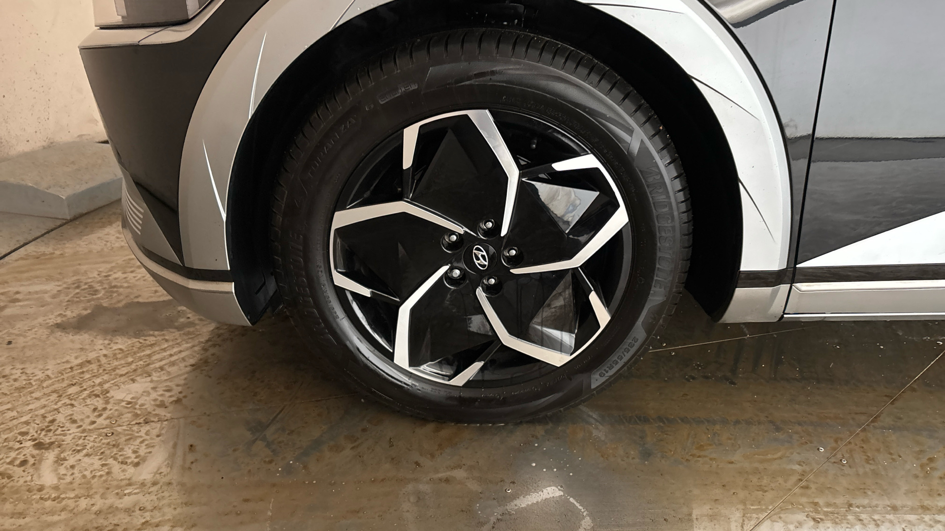 4057858 125kW Ultimate 58 kWh 5dr Auto