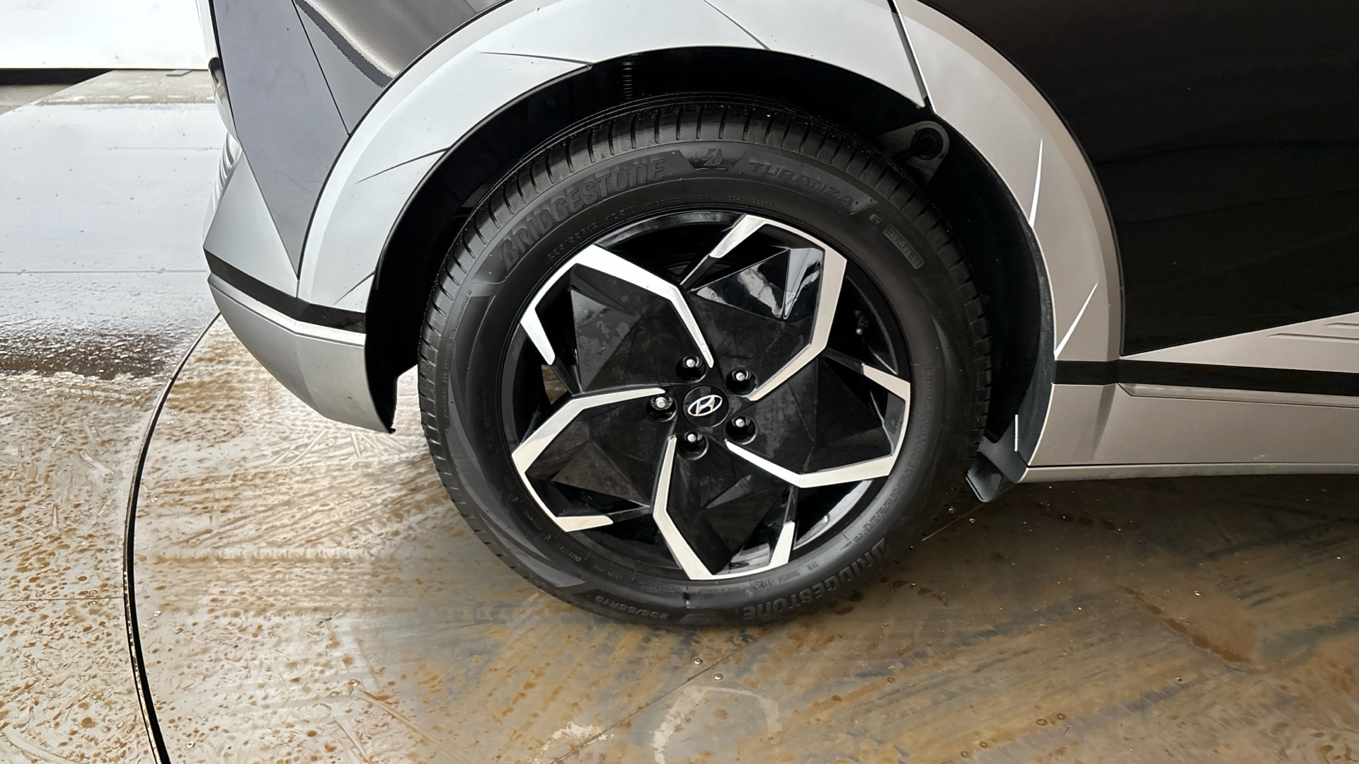 4057858 125kW Ultimate 58 kWh 5dr Auto