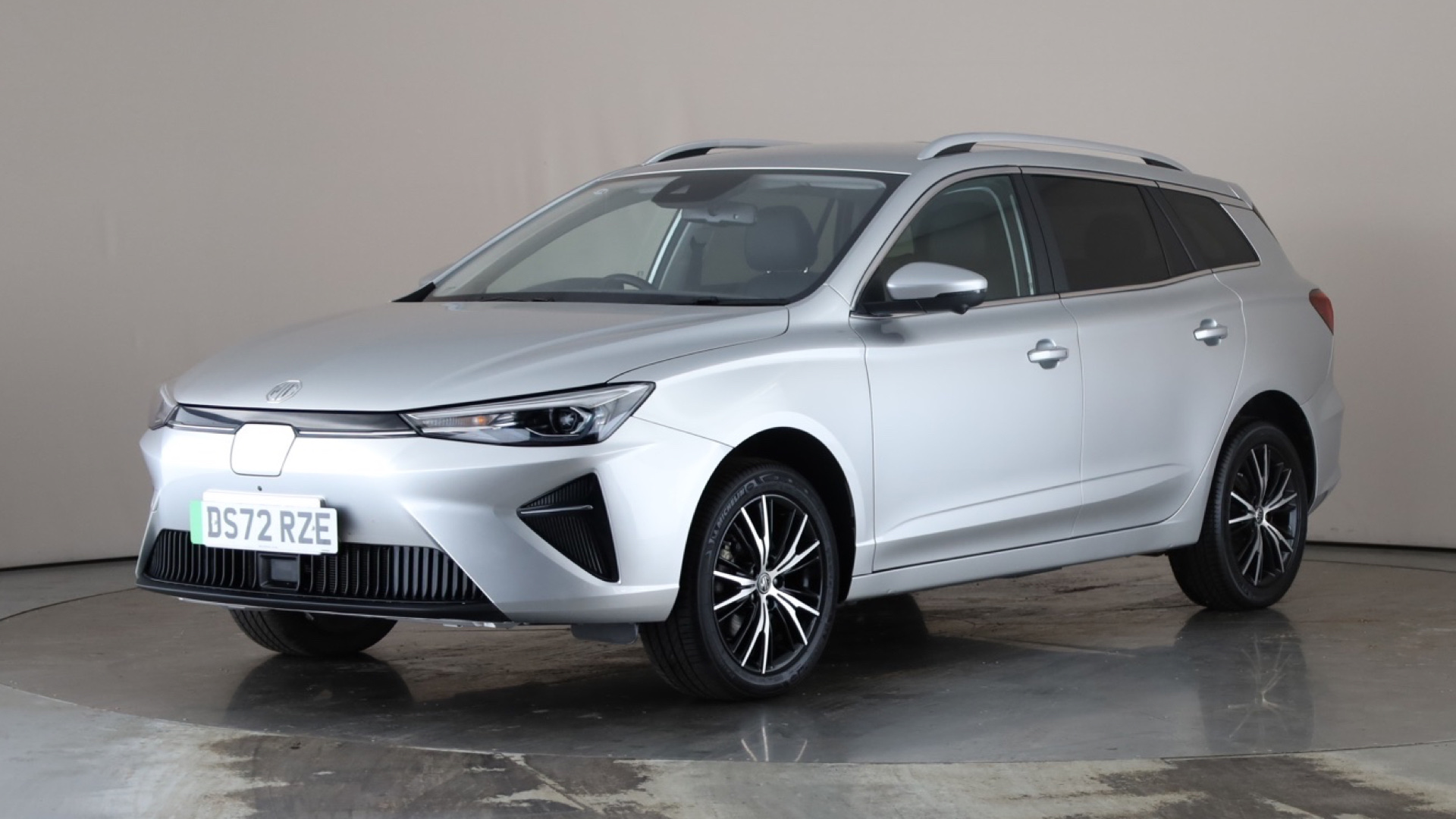 MG Motor UK MG5 115kW Trophy EV Long Range 61kWh 5dr Auto