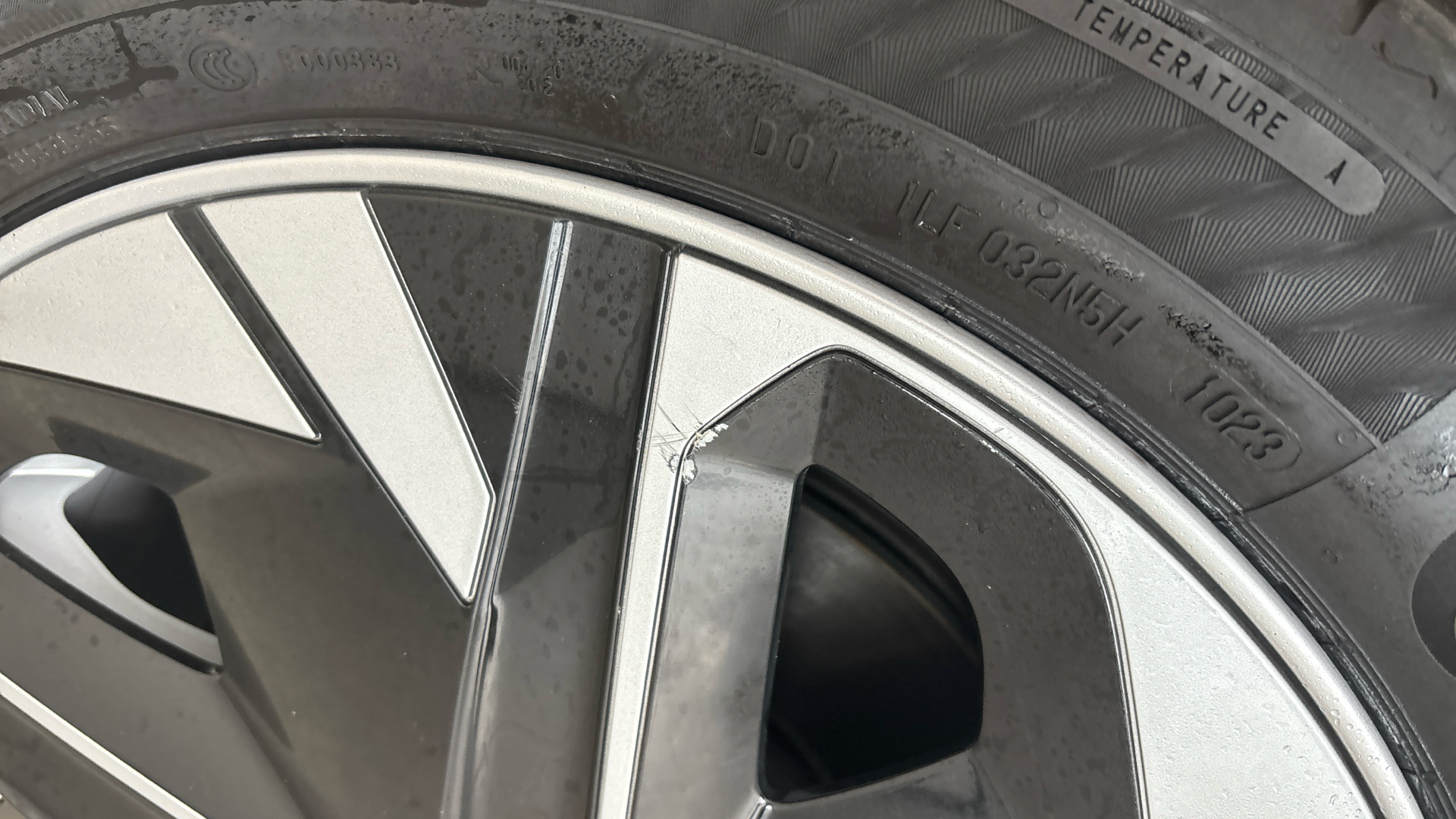 4020993 125kW SE EV 51kWh 5dr Auto