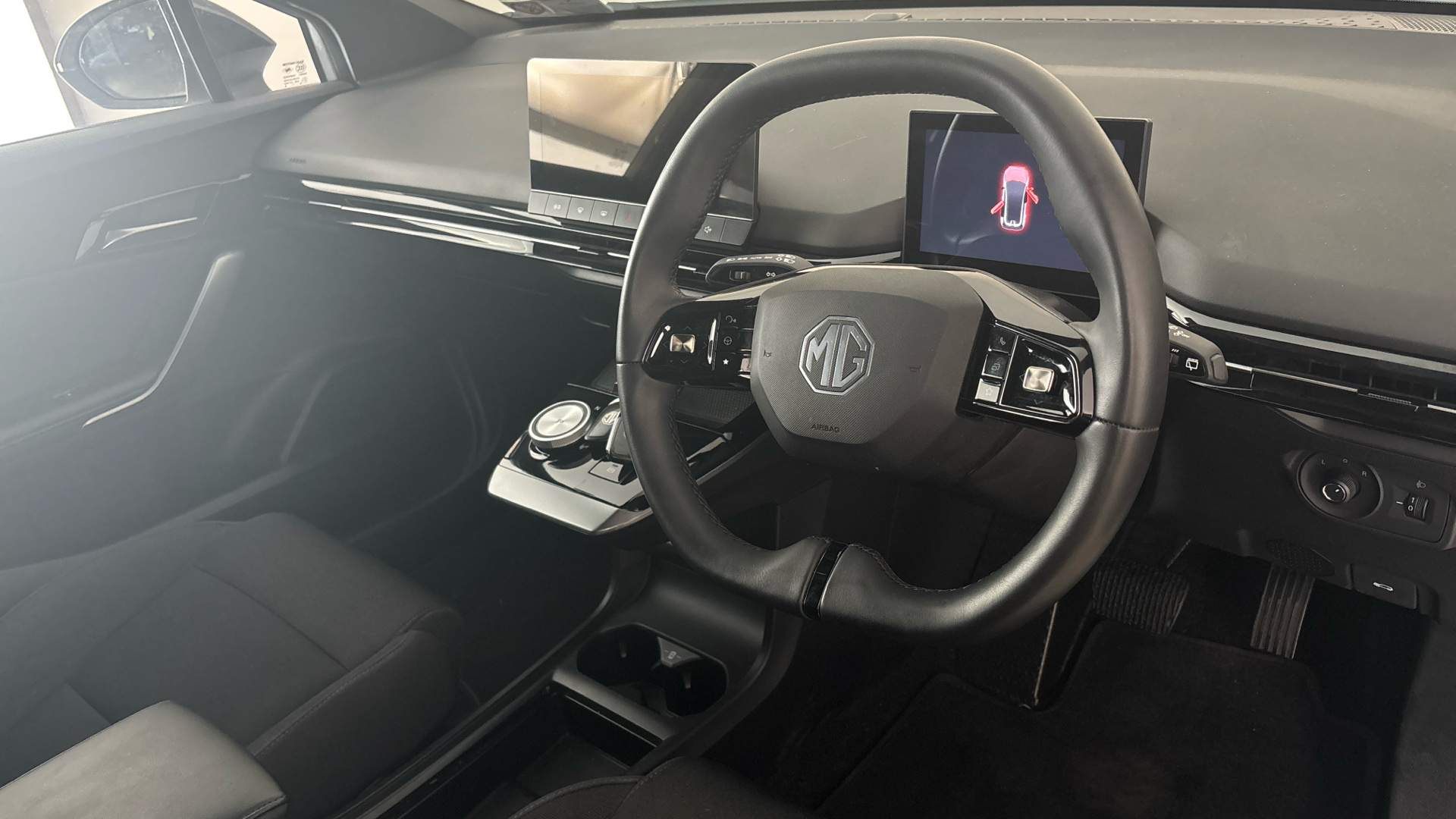 4020993 125kW SE EV 51kWh 5dr Auto