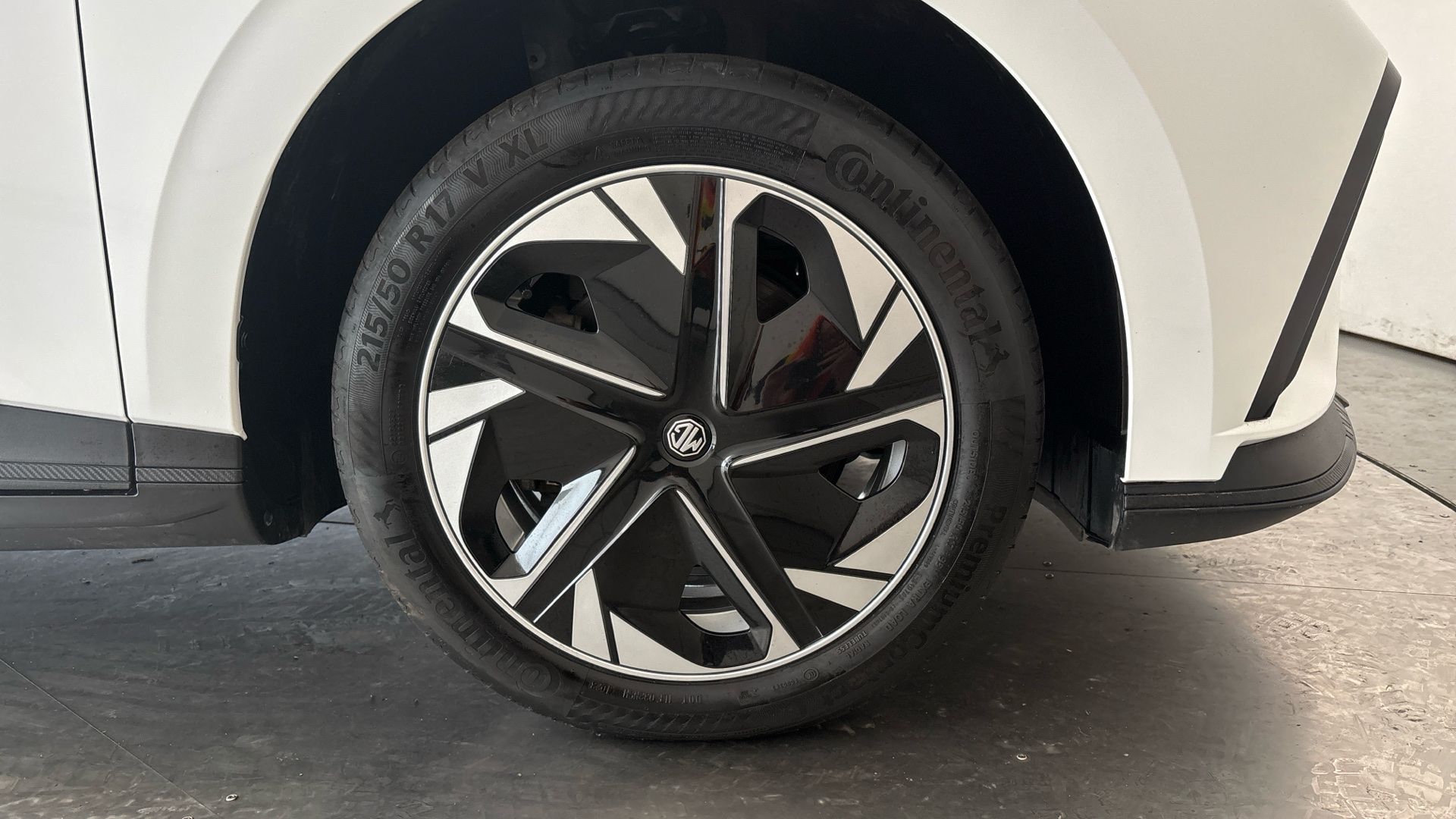 4020993 125kW SE EV 51kWh 5dr Auto