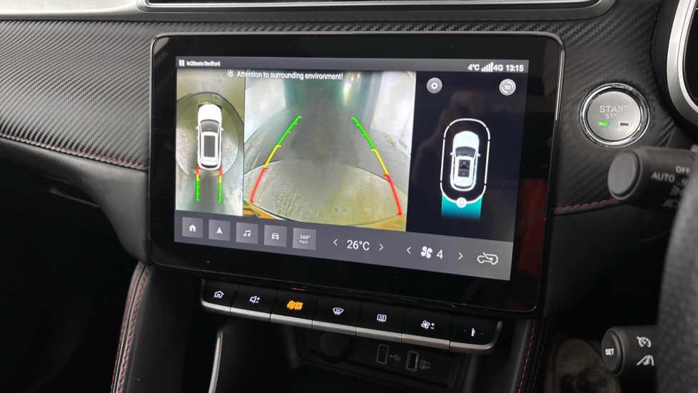 MG ZS reverse camera