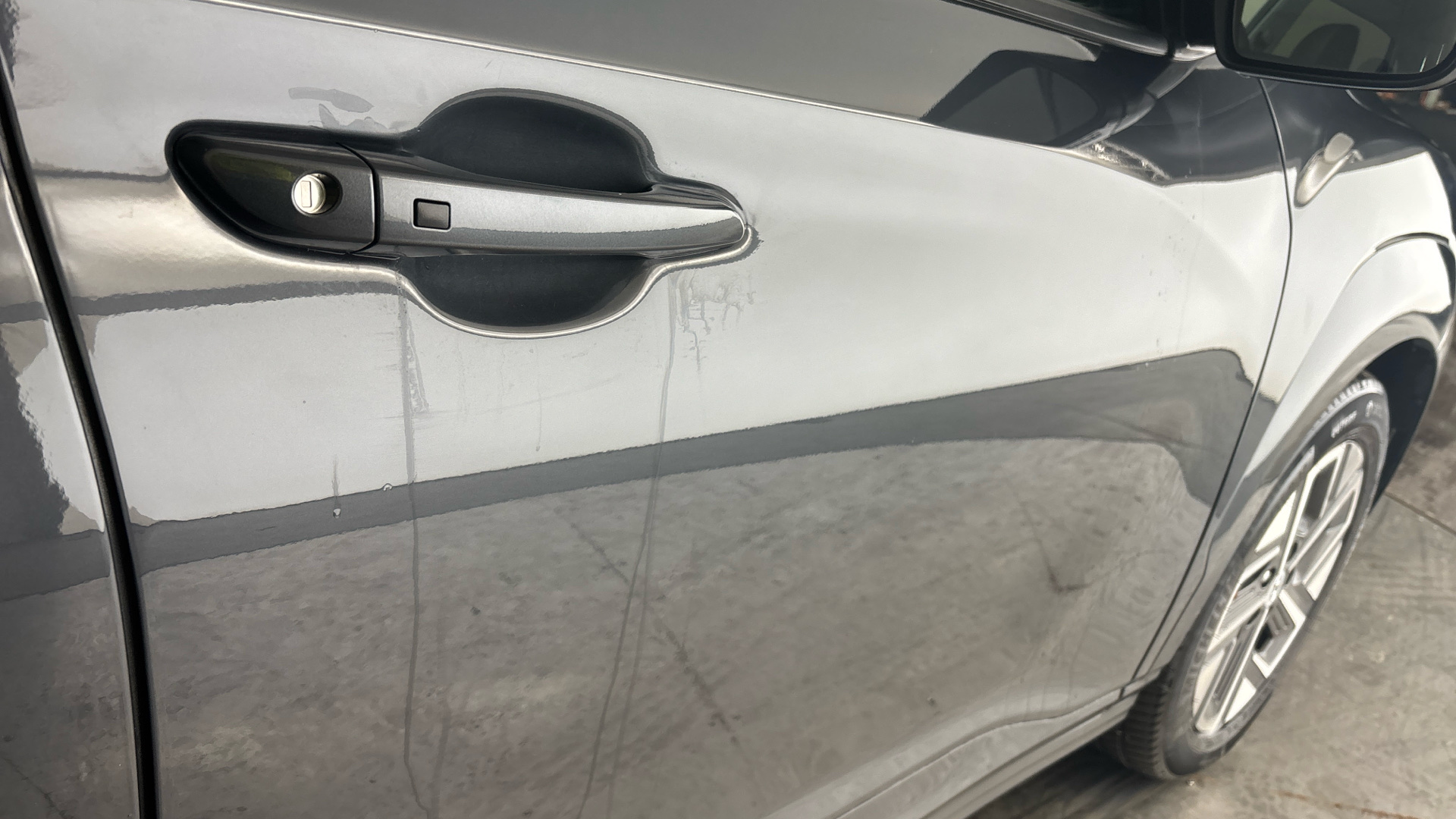 4027566 150kW Premium 64kWh 5dr Auto