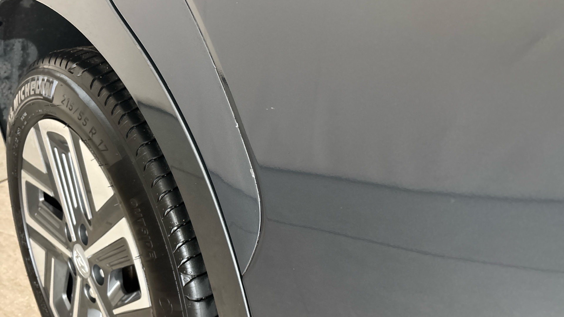 4027566 150kW Premium 64kWh 5dr Auto