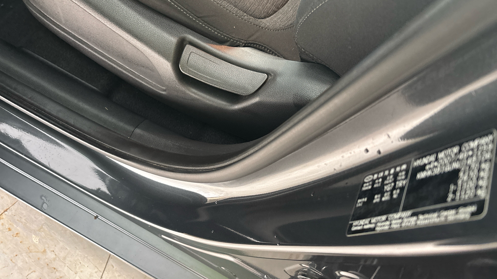 4027566 150kW Premium 64kWh 5dr Auto