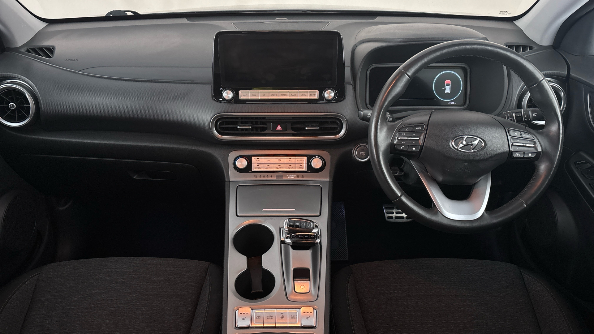 4027566 150kW Premium 64kWh 5dr Auto