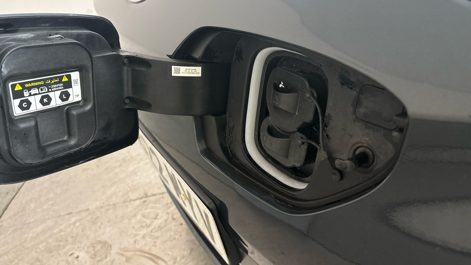 4027566 150kW Premium 64kWh 5dr Auto