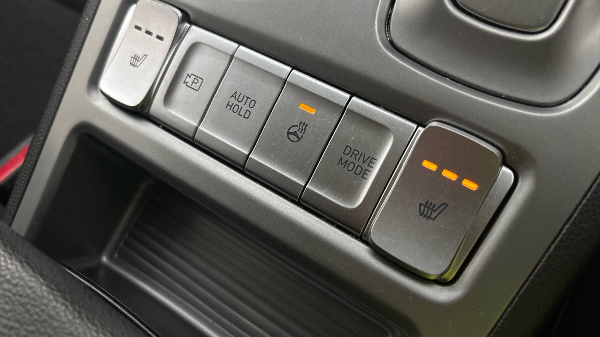 4027566 150kW Premium 64kWh 5dr Auto