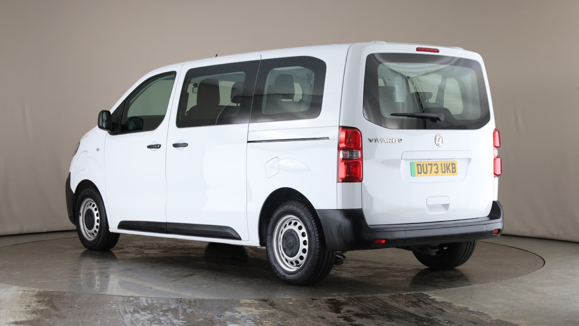 100kW Combi M 50kWh 5dr [11kWCh] Auto [2023]