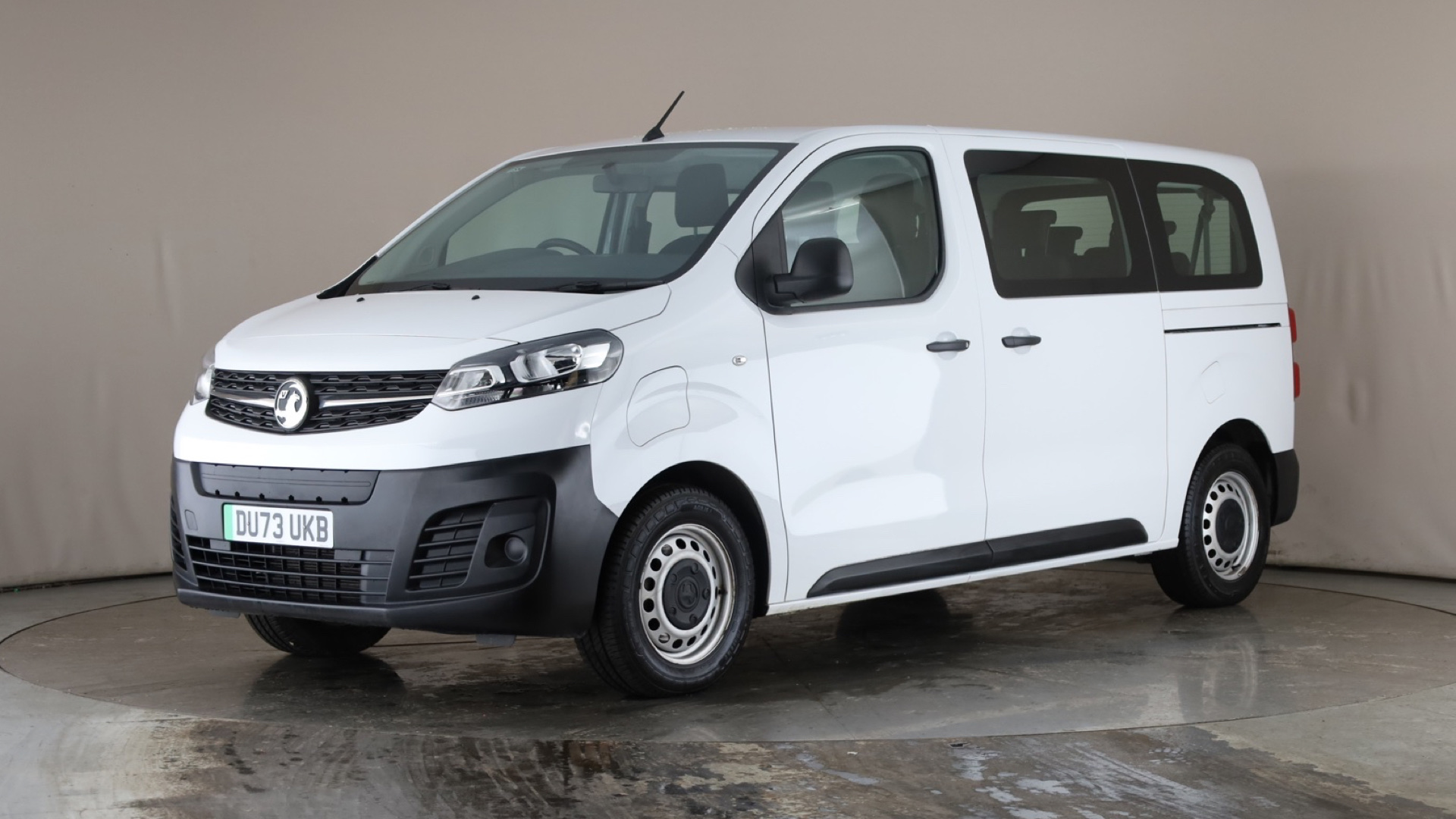 100kW Combi M 50kWh 5dr [11kWCh] Auto [2023]