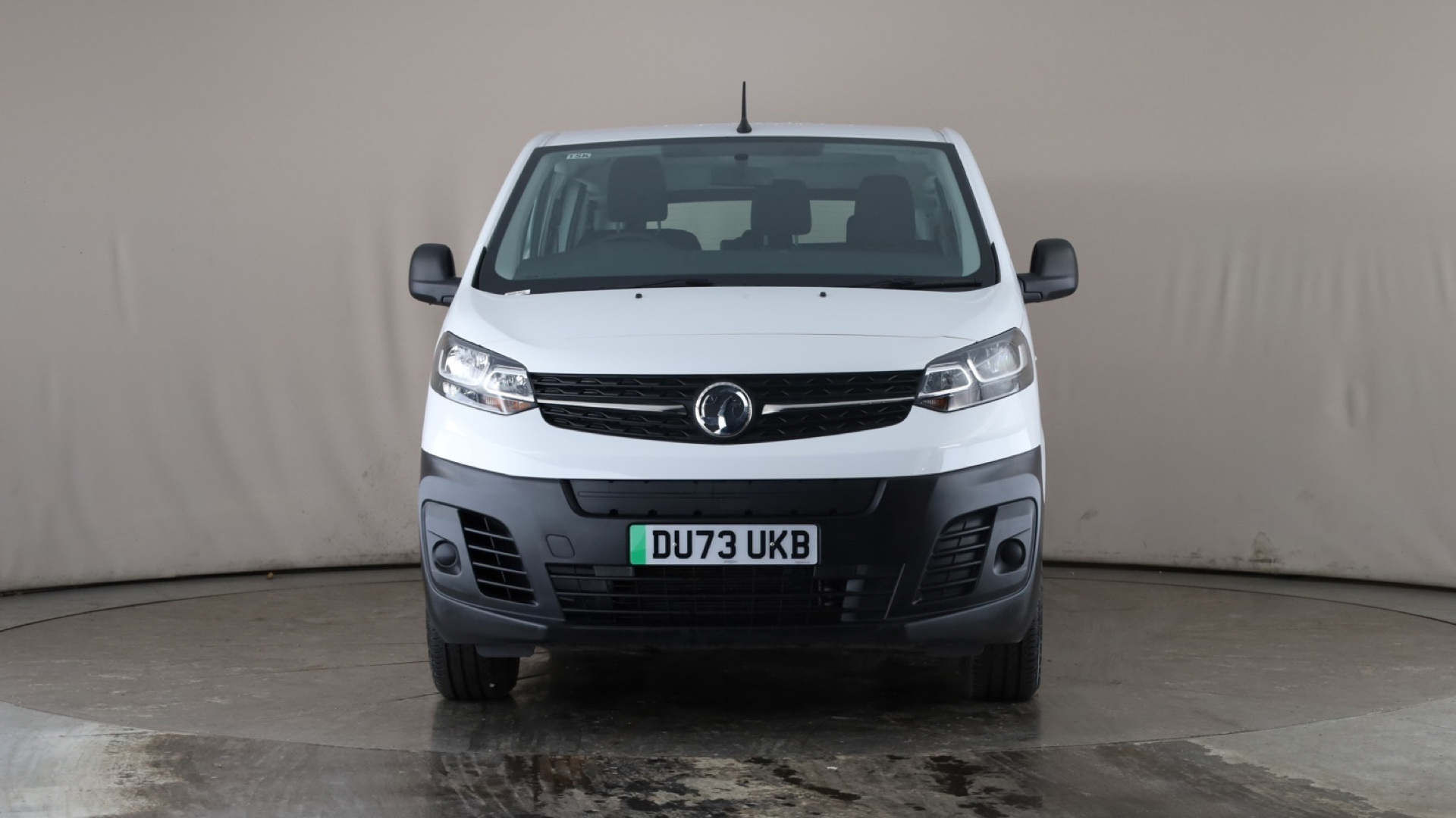 4020825 100kW Combi M 50kWh 5dr [11kWCh] Auto