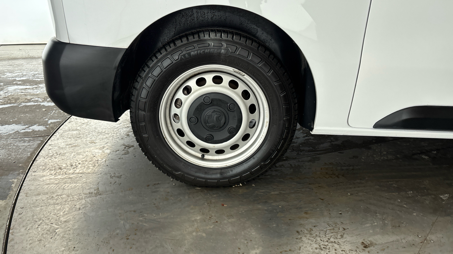 4020825 100kW Combi M 50kWh 5dr [11kWCh] Auto