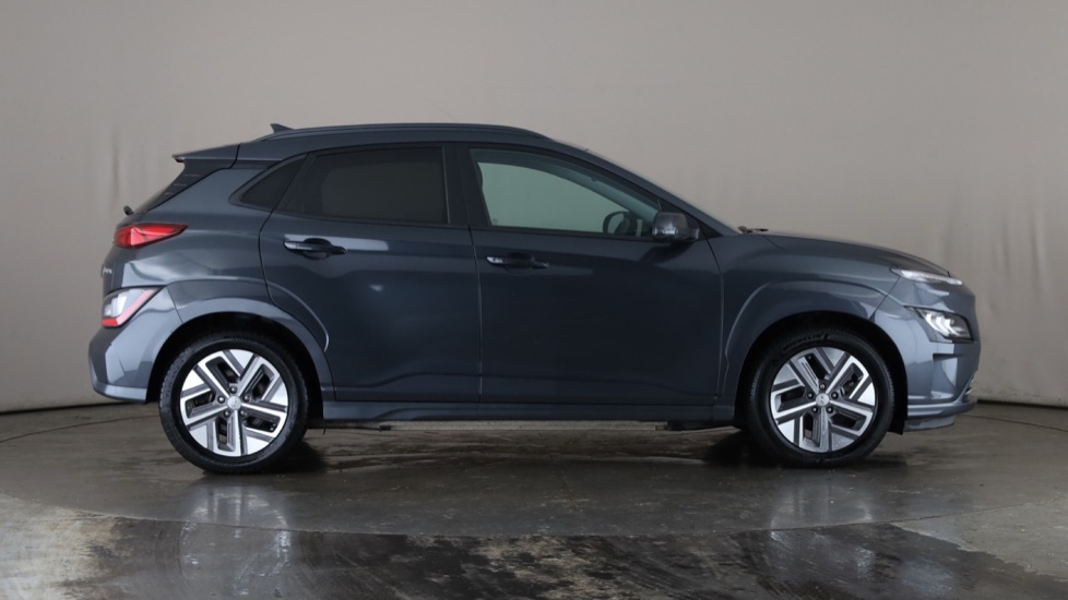 HYUNDAI KONA Image 6