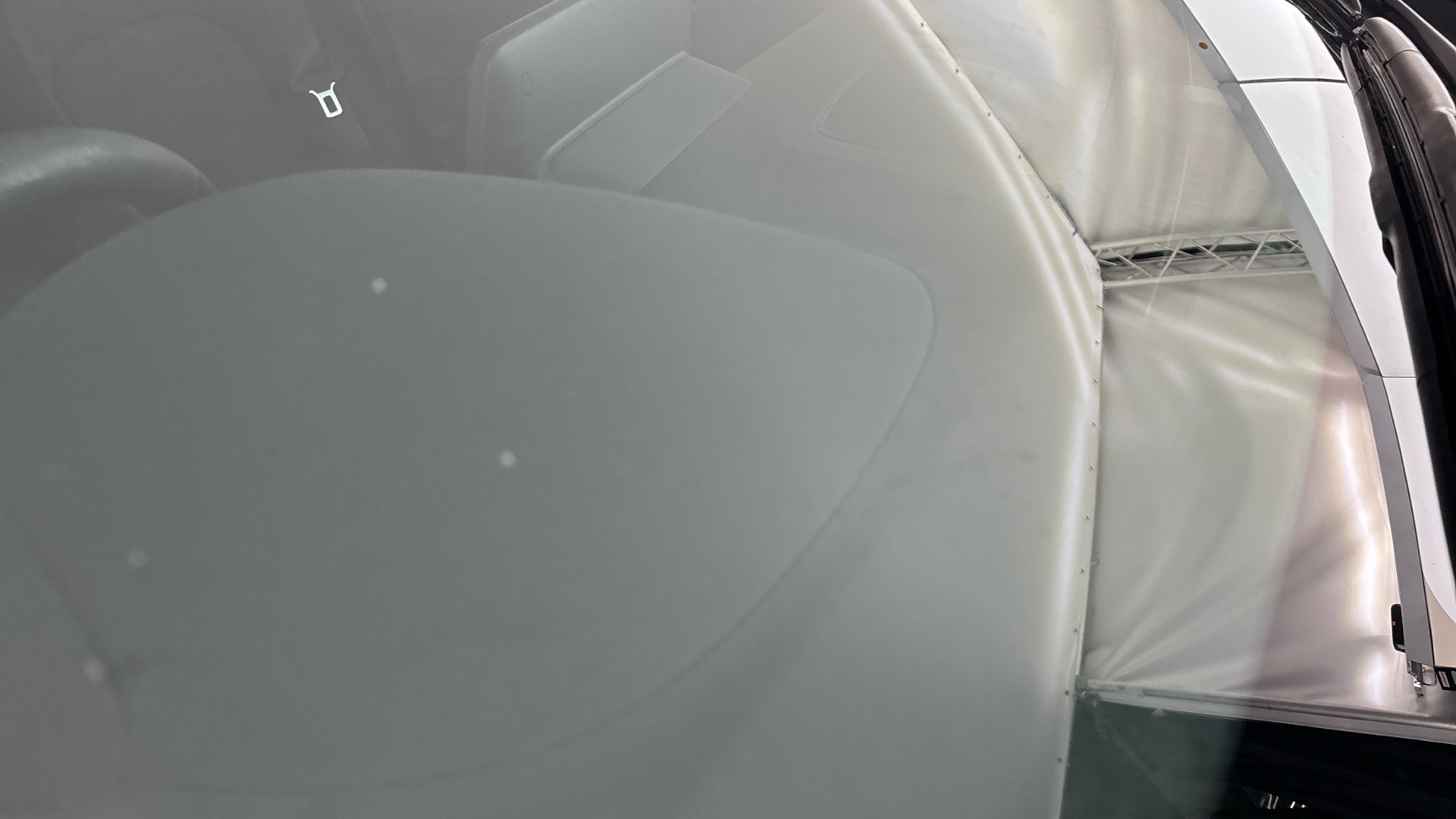 4058566 150kW Premium 64kWh 5dr Auto