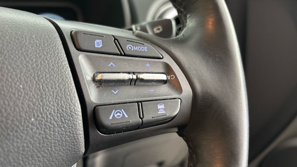 HYUNDAI KONA Cruise control