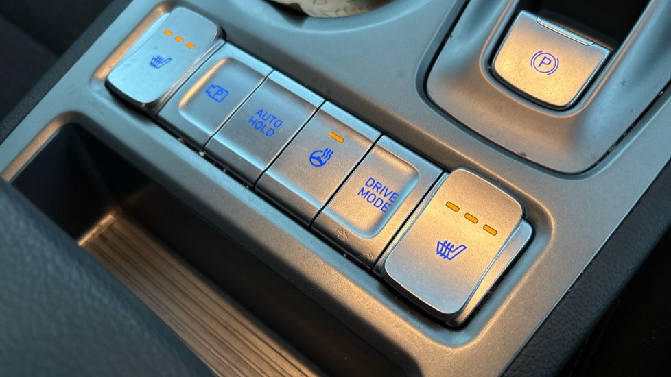 HYUNDAI KONA Drive mode