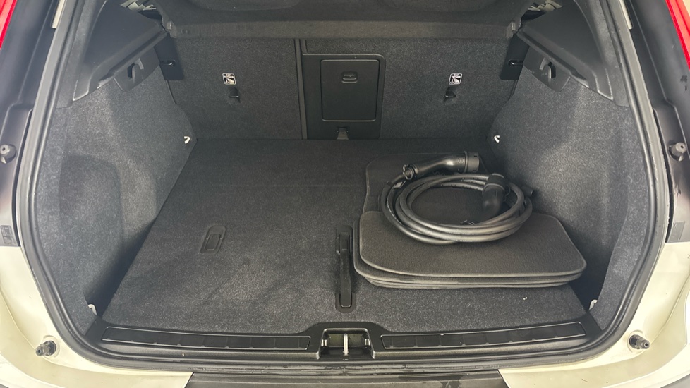 VOLVO XC40 Image 15