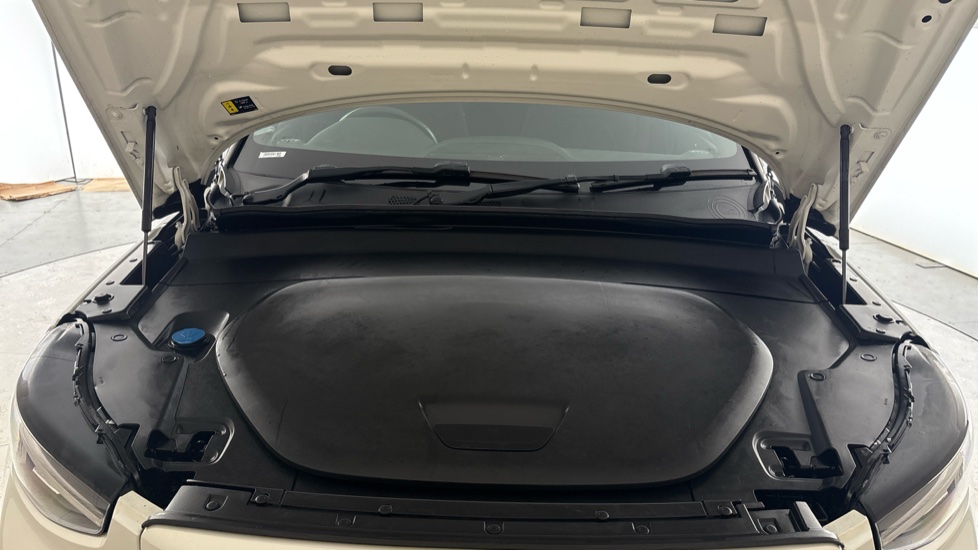 VOLVO XC40 Image 16