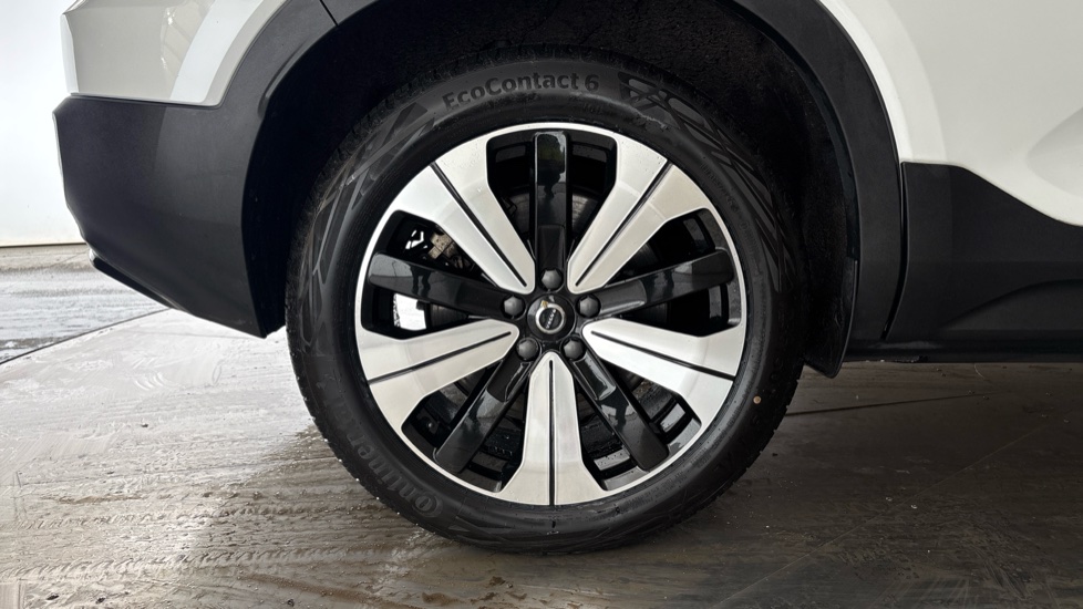 VOLVO XC40 Image 19