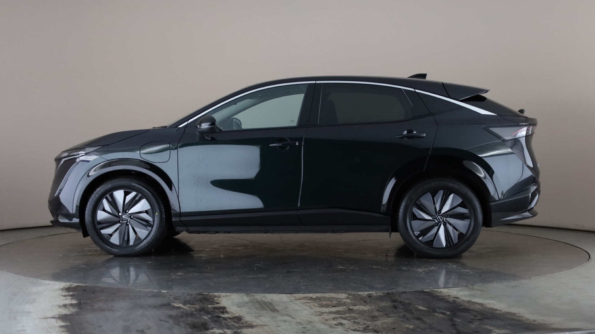 4020611 178kW Advance 87kWh 22kWCh 5dr Auto [Sky Pack]