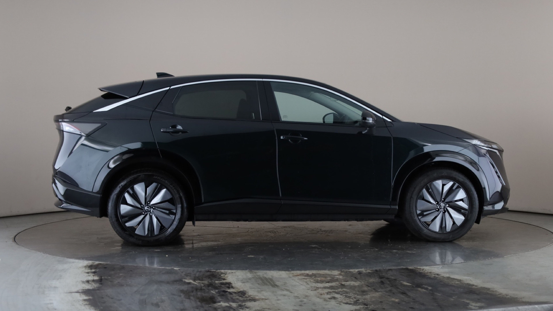 4020611 178kW Advance 87kWh 22kWCh 5dr Auto [Sky Pack]