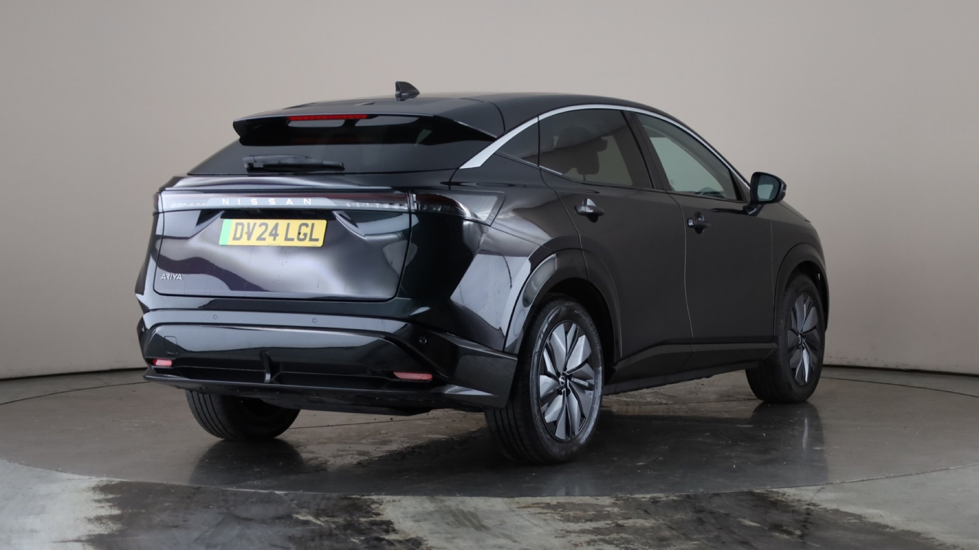 4020611 178kW Advance 87kWh 22kWCh 5dr Auto [Sky Pack]