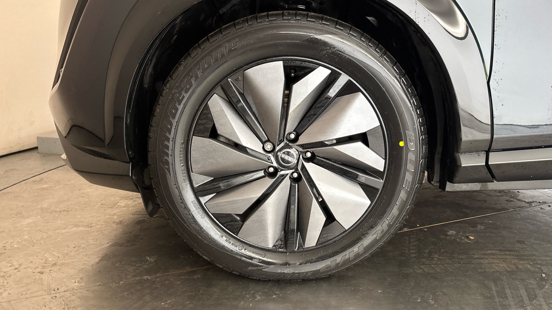 4020611 178kW Advance 87kWh 22kWCh 5dr Auto [Sky Pack]